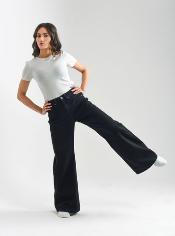Over Dyed Flare Jeans ( Black ) - 1947