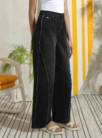 Black Ruffle Skater jeans - 1947