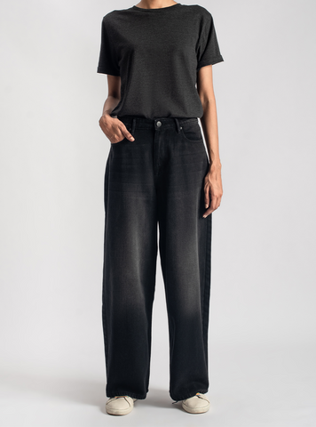 Skater basic ( Black ) - 1947