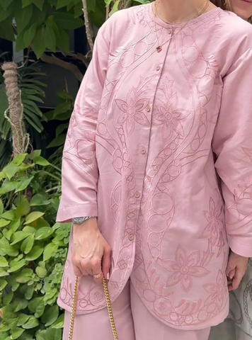 Pink Bubble - Tahani