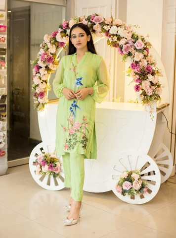 Mint Fantasy - Manaal Arfeen