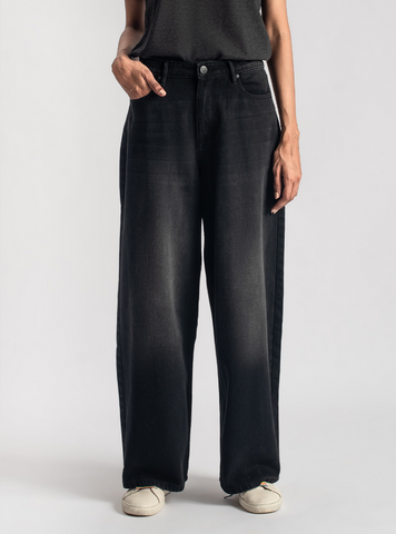Skater basic ( Black ) - 1947