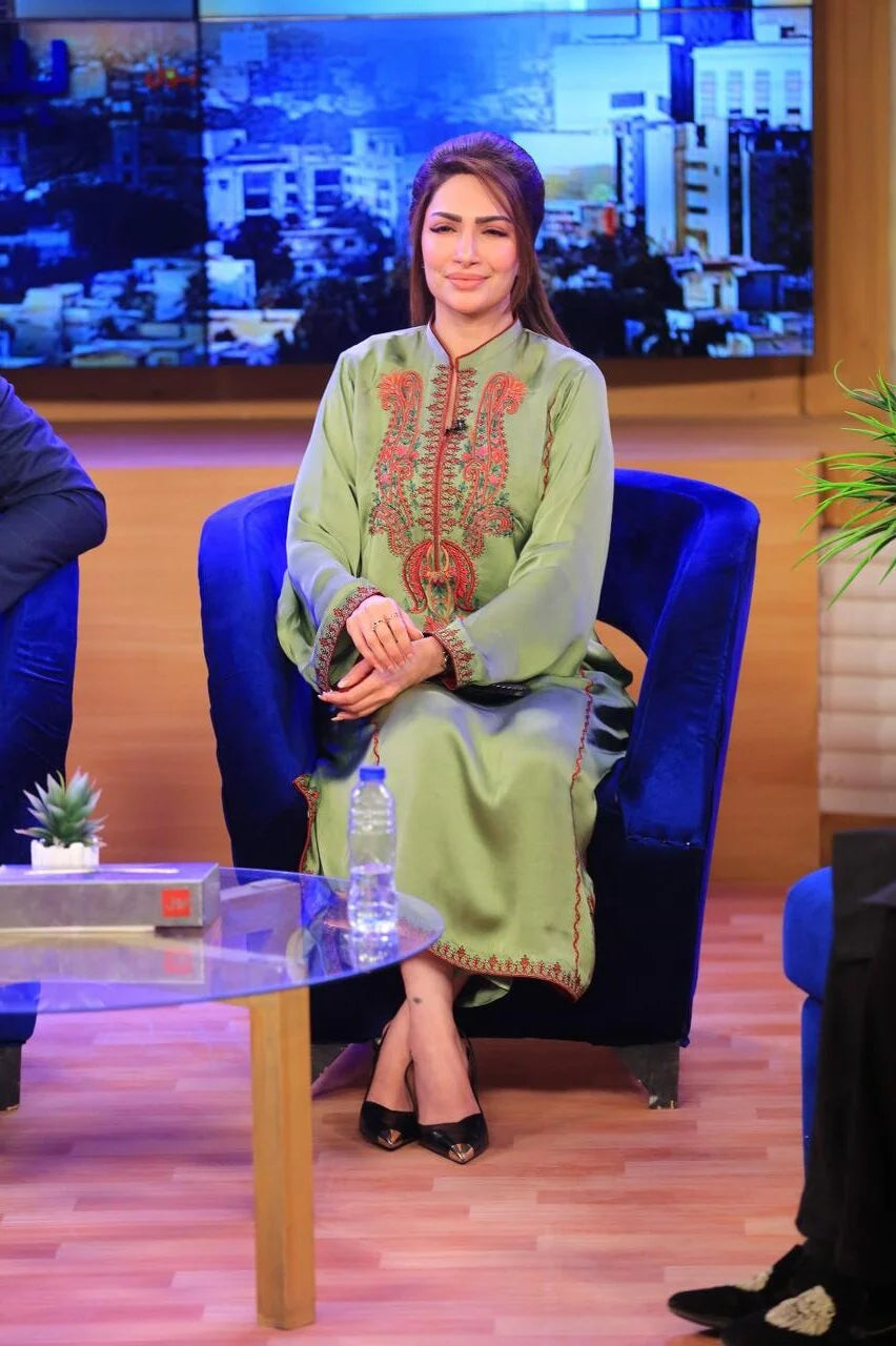 Hara Tanka Chermuse - Manaal Arfeen - Label Loft