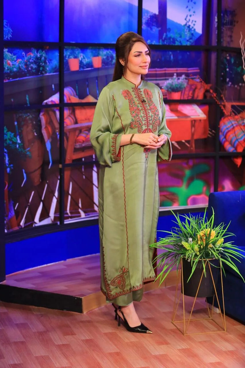 Hara Tanka Chermuse - Manaal Arfeen - Label Loft