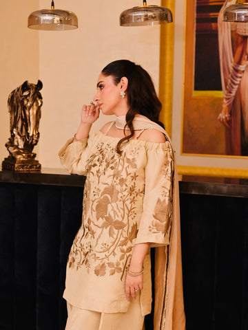 HAD0004 - Humera Abdullah - Label Loft